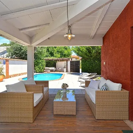 Ferienhaus Mit Privatpool Fuer 8 Personen Ca 135 Qm In Pula, Istrien Istrische Riviera Pula